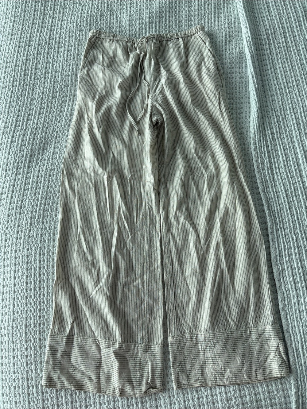 Zara Ladies Wide-Leg Drawstring Pants in Light Taupe Stripes